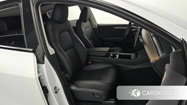 Tesla Model Y id 4579186 из Кореи 18