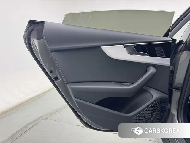 Audi A5 id 4257821 из Китая 18