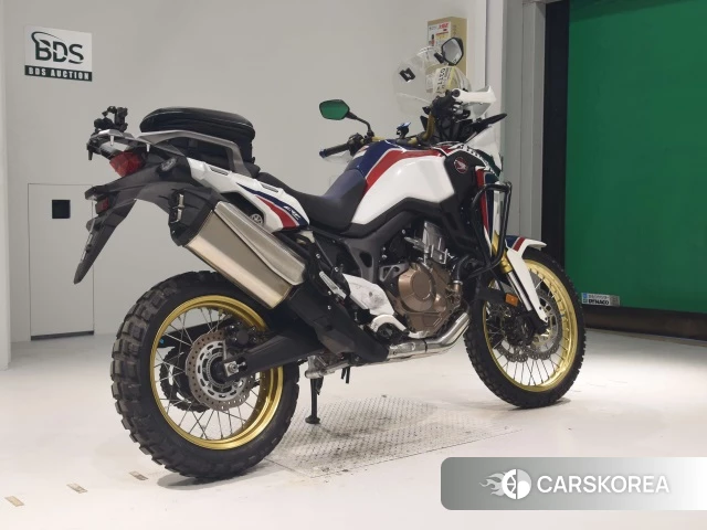 Проданный Honda CRF1000L AFRICA TWIN 2018 из Японии, фото 2
