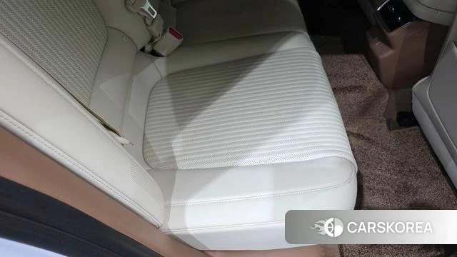Hyundai Grandeur (GN7) id 4281515 из Кореи 18