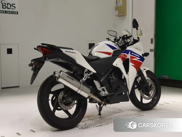 Проданный Honda CBR250R 2013 из Японии, фото 2