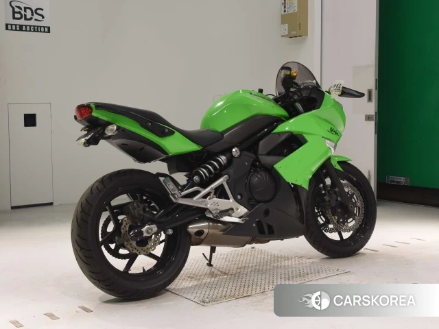 Проданный Kawasaki NINJA 400R 2011 из Японии, фото 2