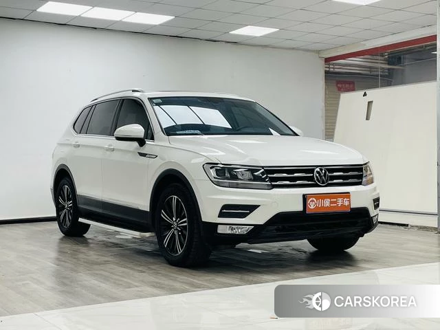 Volkswagen Tiguan L id 4277843 из Китая 18