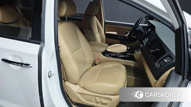 Kia The New Carnival id 4626276 из Кореи 18