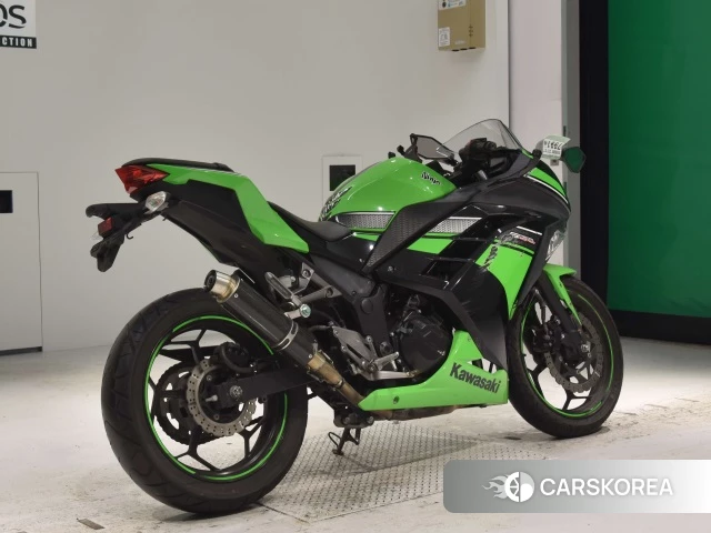 Проданный Kawasaki NINJA 250 2013 из Японии, фото 2