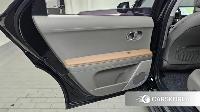 Hyundai Ionic 5 id 4697158 из Кореи 18