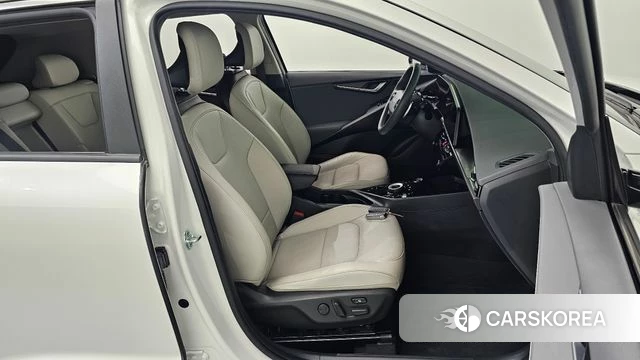 Kia Di Ol Nu Niro id 4580041 из Кореи 18