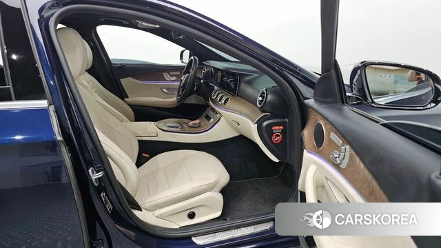 Mercedes-Benz E-Class W213 id 4224642 из Кореи 18