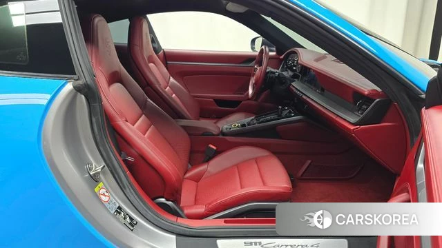 Porsche 911(992) id 4651748 из Кореи 18
