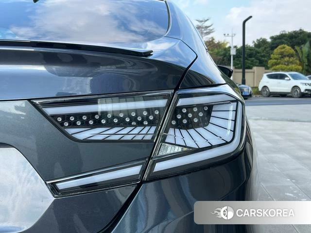 Honda Accord id 4299499 из Китая 18