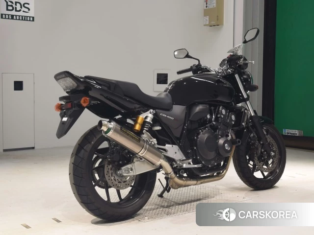 Проданный Honda CB400SF ABS 2019 из Японии, фото 2