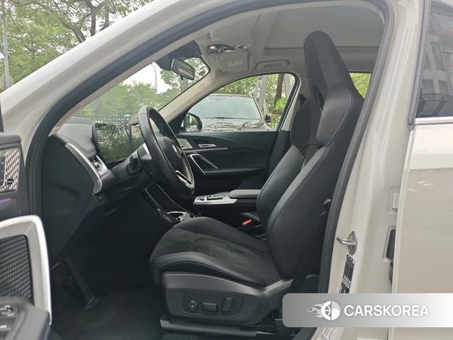 BMW iX1 id 4264036 из Китая 18