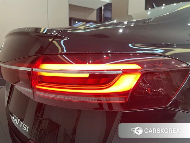 Volkswagen Passat id 4299658 из Китая 18