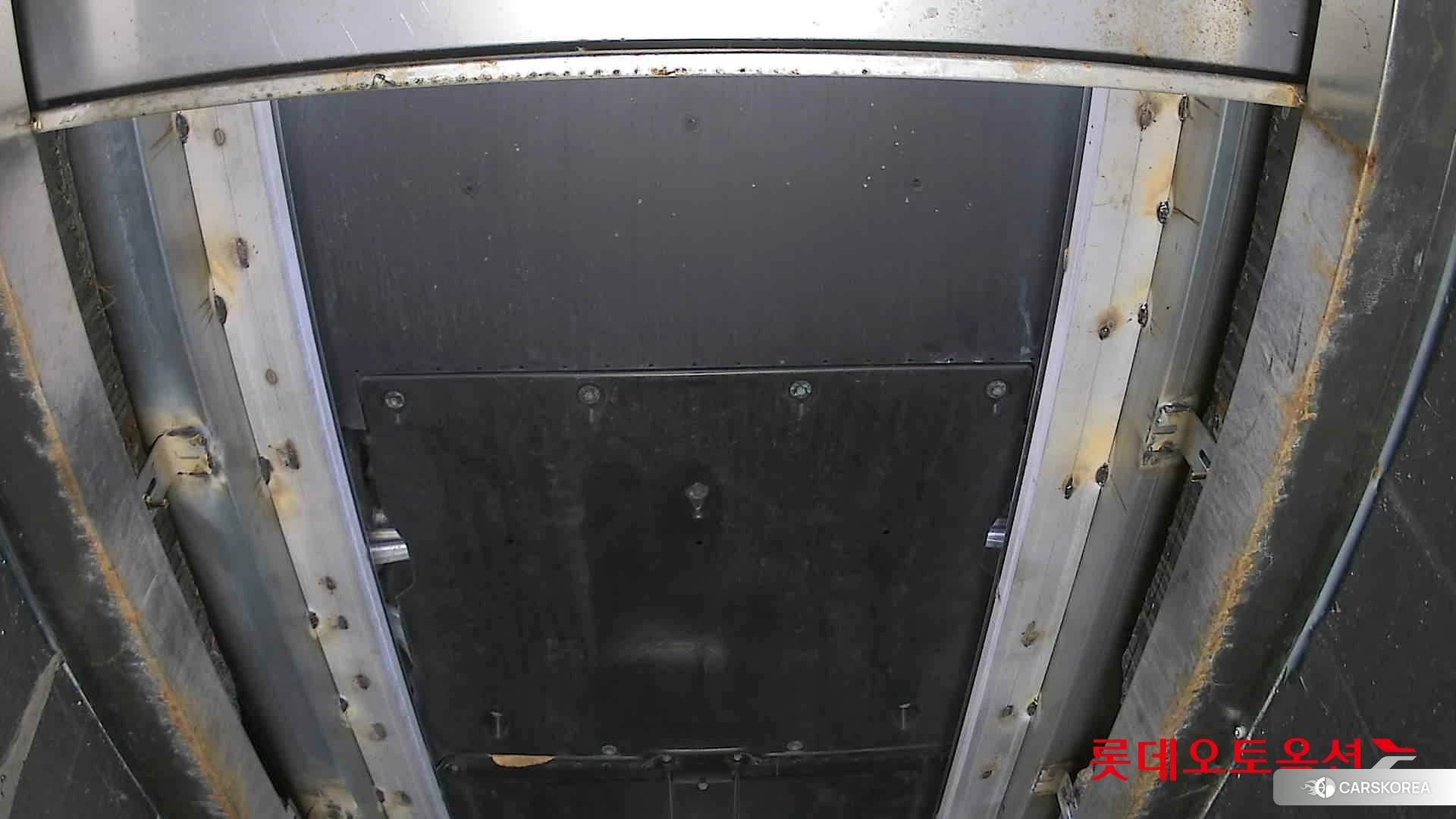 Tesla Model Y RWD id 3882118 из Кореи 18