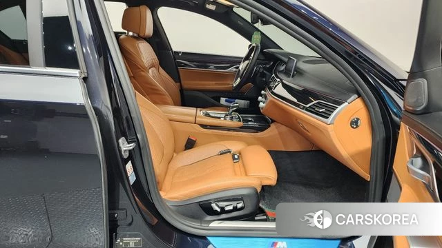 BMW 7 Series (G11) id 4849858 из Кореи 18