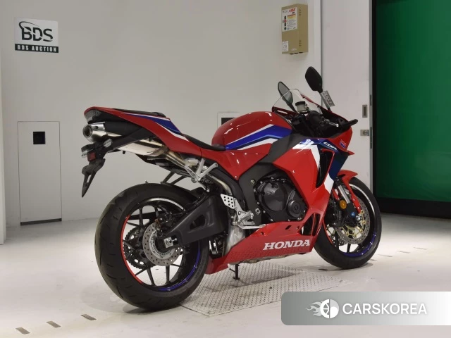 Проданный Honda CBR600RR 2020 из Японии, фото 2