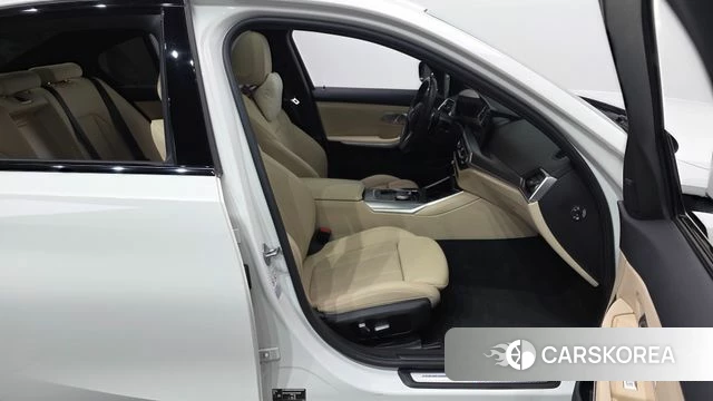 BMW 3 Series (G20) id 4774181 из Кореи 18