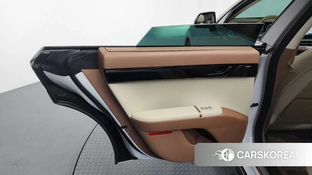 Hyundai Grandeur Hybrid (GN7) id 4248759 из Кореи 18