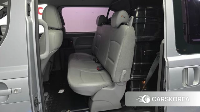 Hyundai The New Grand Starex id 4344636 из Кореи 18