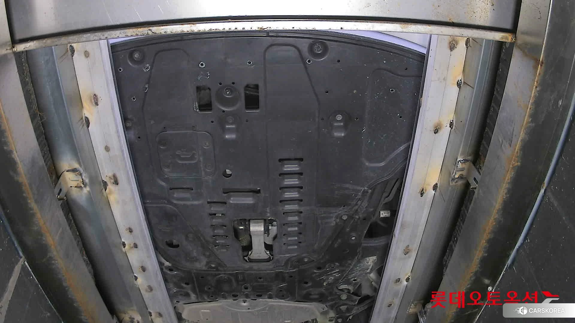 Kia Carnival id 3875849 из Кореи 18