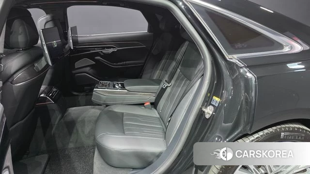 Audi A8 (D5) id 4529575 из Кореи 18