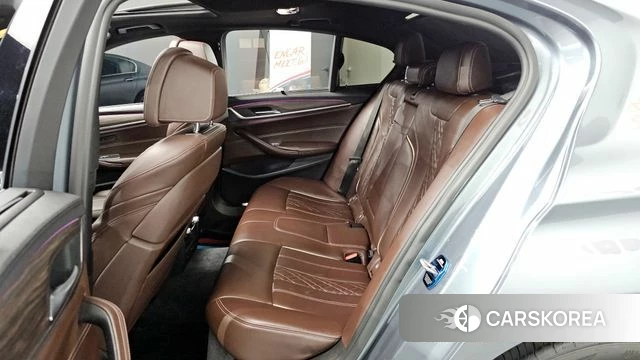BMW 5 Series (G30) id 4372081 из Кореи 18