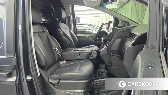Hyundai Staria id 4382055 из Кореи 18