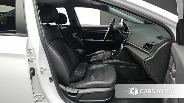 Hyundai The New Avante AD id 4652145 из Кореи 18