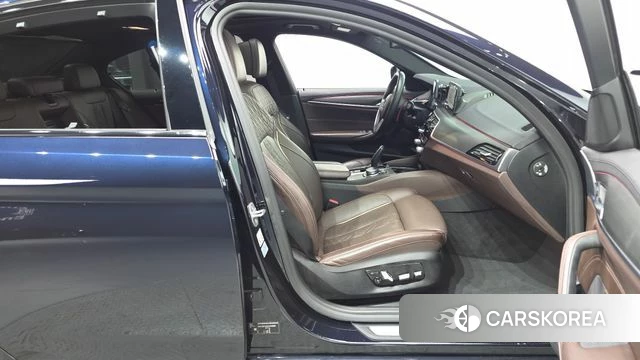 BMW 5 Series (G30) id 4907274 из Кореи 18
