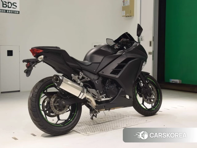 Проданный Kawasaki NINJA 250 ABS 2014 из Японии, фото 2
