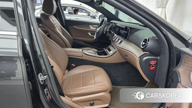 Mercedes-Benz E-Class W213 id 4899280 из Кореи 18