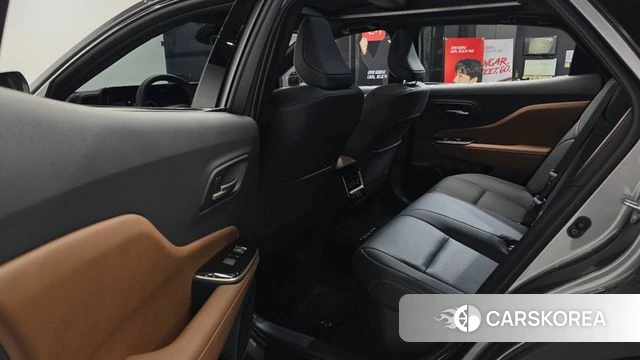 Toyota Crown Crossover id 4185450 из Кореи 18