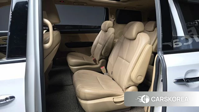 Kia The New Carnival id 4233156 из Кореи 18