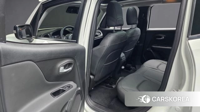 Jeep Renegade id 4186060 из Кореи 18