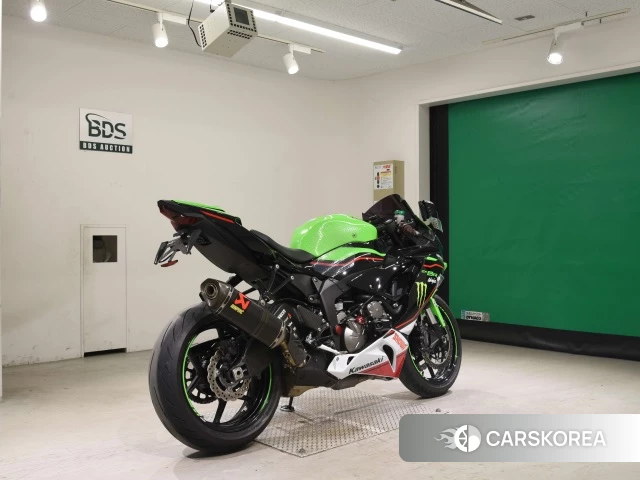 Проданный Kawasaki ZX-6R NINJA ABS 2021 из Японии, фото 2