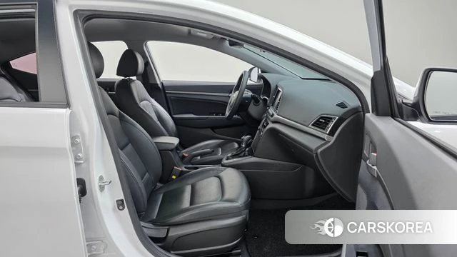 Hyundai Avante AD id 4508542 из Кореи 18