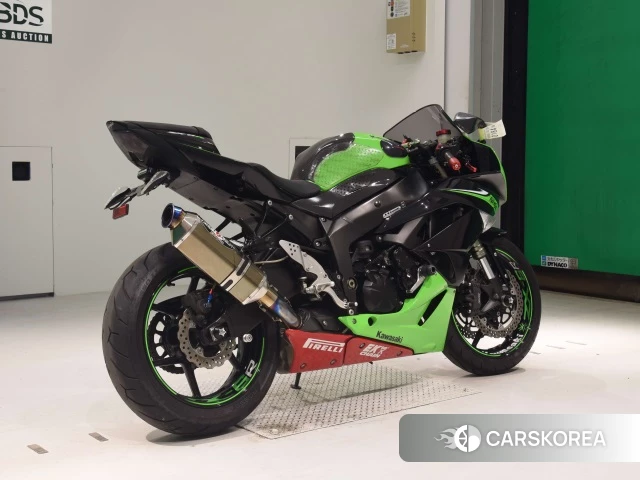 Проданный Kawasaki ZX-6R NINJA 2010 из Японии, фото 2