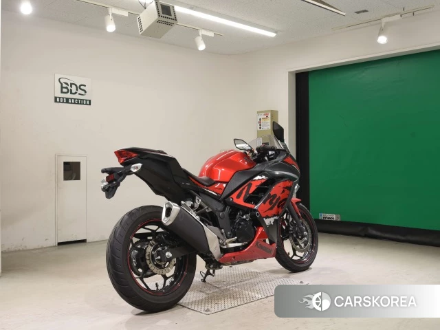Проданный Kawasaki NINJA 250 2017 из Японии, фото 2