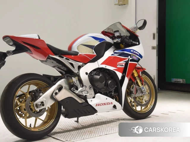 Проданный Honda CBR1000RR 2014 из Японии, фото 2