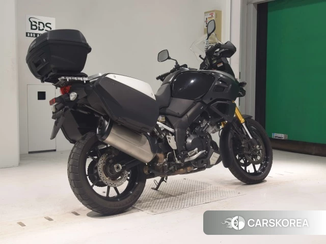 Проданный Suzuki V-STROM DL1000 2014 из Японии, фото 2