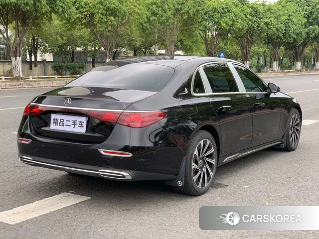 Mercedes-Benz E-class id 4299591 из Китая 18