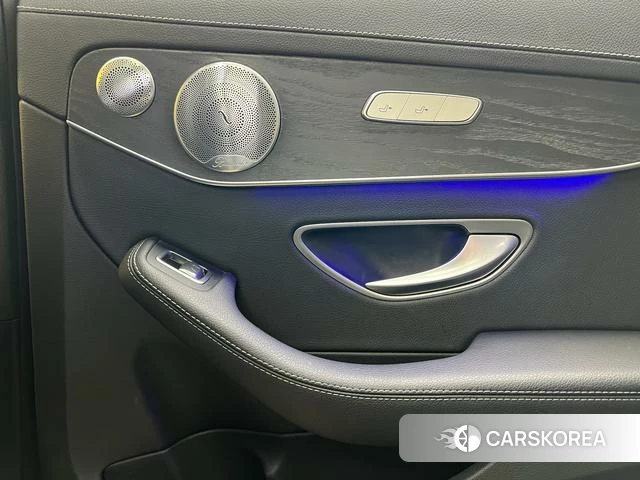 Mercedes-Benz Class C id 4335664 из Китая 18