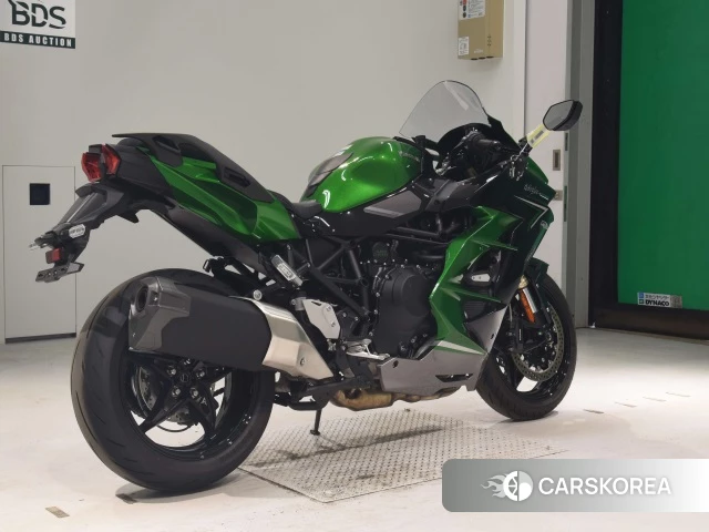 Проданный Kawasaki NINJA H2 SX 2023 из Японии, фото 2