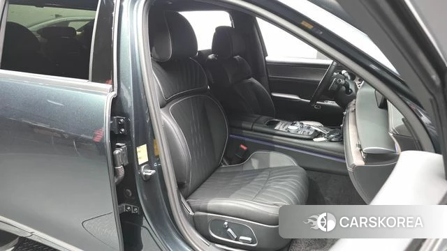 Genesis G90 (RS4) id 4540300 из Кореи 18