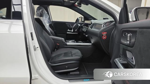 Mercedes-Benz EQA H243 id 4349289 из Кореи 18