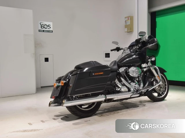 Проданный Harley-Davidson Road Glide FLTRX1690 2013 из Японии, фото 2