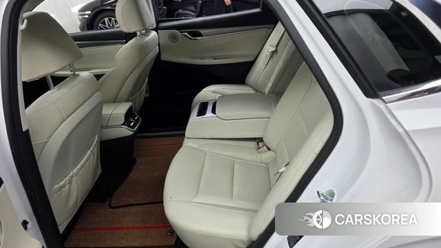 Hyundai The New Grandeur IG Hybrid id 4428610 из Кореи 18