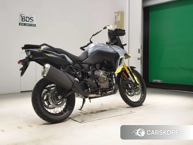 Проданный Suzuki V-STROM 800DE 2023 из Японии, фото 2