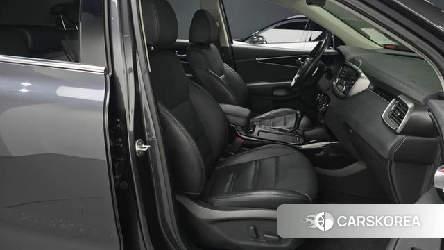 Kia The New Sorento id 4356792 из Кореи 18