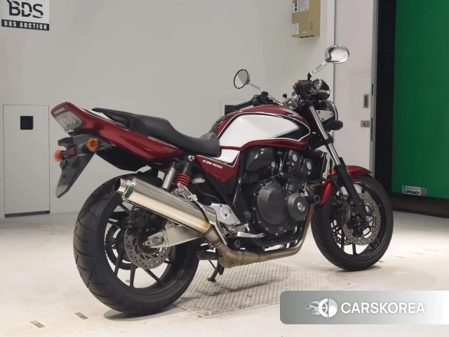 Проданный Honda CB400SF ABS 2019 из Японии, фото 2